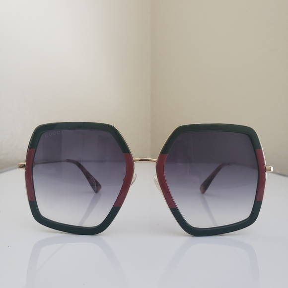 GUCCI GG 0106S 007 EXTRA LARGE OVERSIZED RED AND GREEN SQUARE SUNGLASSES